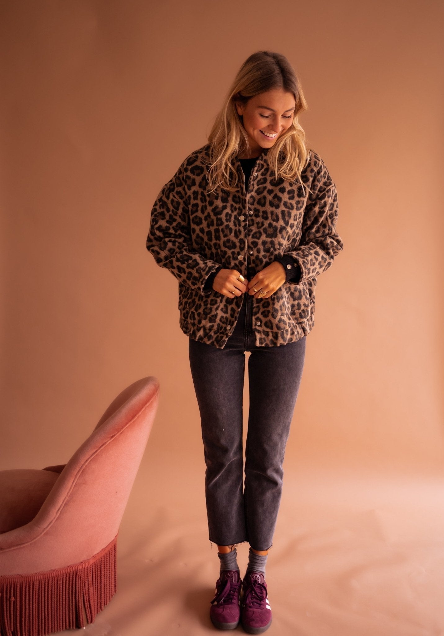 Isa | Chaqueta Corta con Estampado de Leopardo