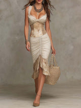 Ornella | Vestito midi beige arricciato con bordo in pizzo bohemien