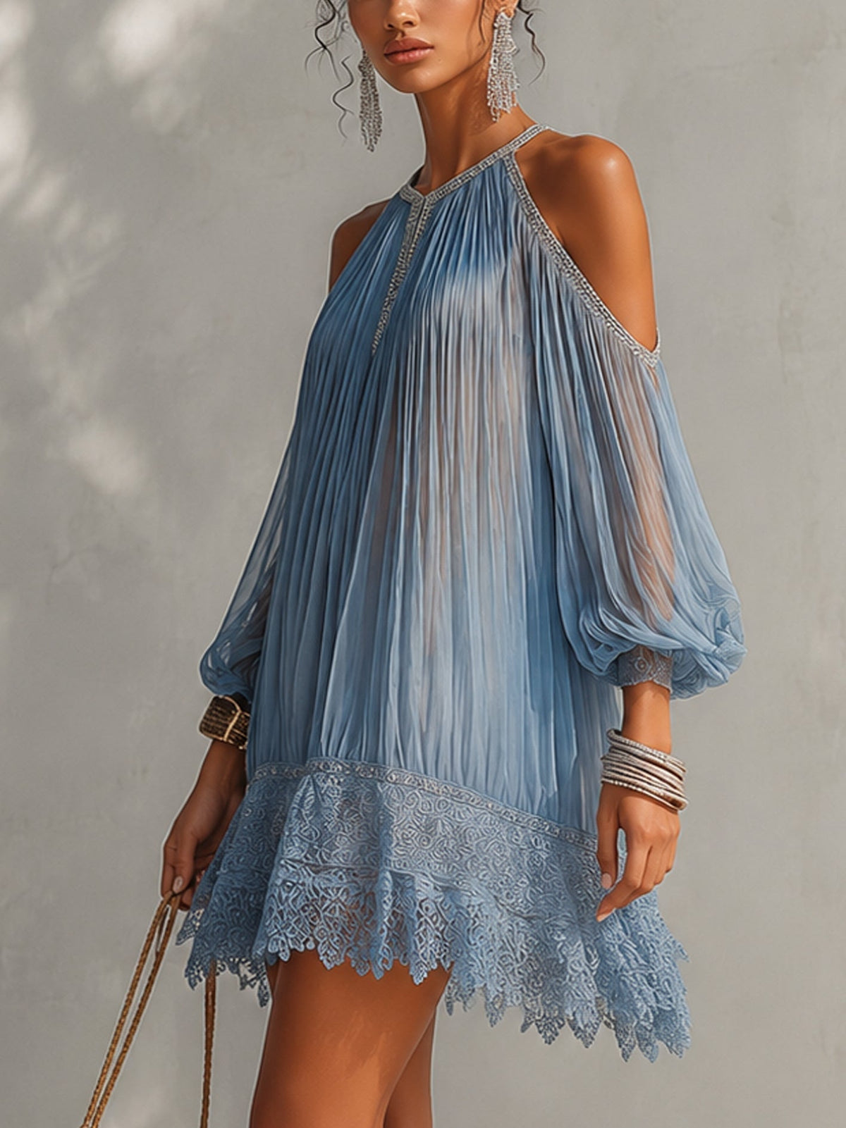 Cinzia - Vestito mini blu a spalle scoperte con ruches e orlo in pizzo