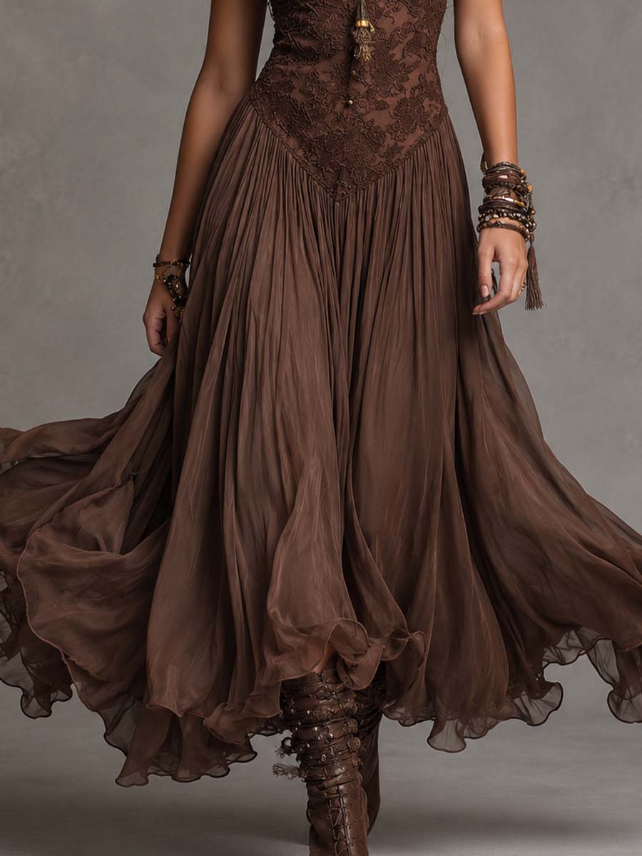 Ambra | Abito lungo in chiffon marrone scuro con pannelli in pizzo