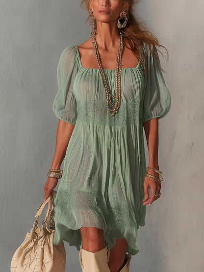 Lorena | Vestito midi blu in pizzo plissettato