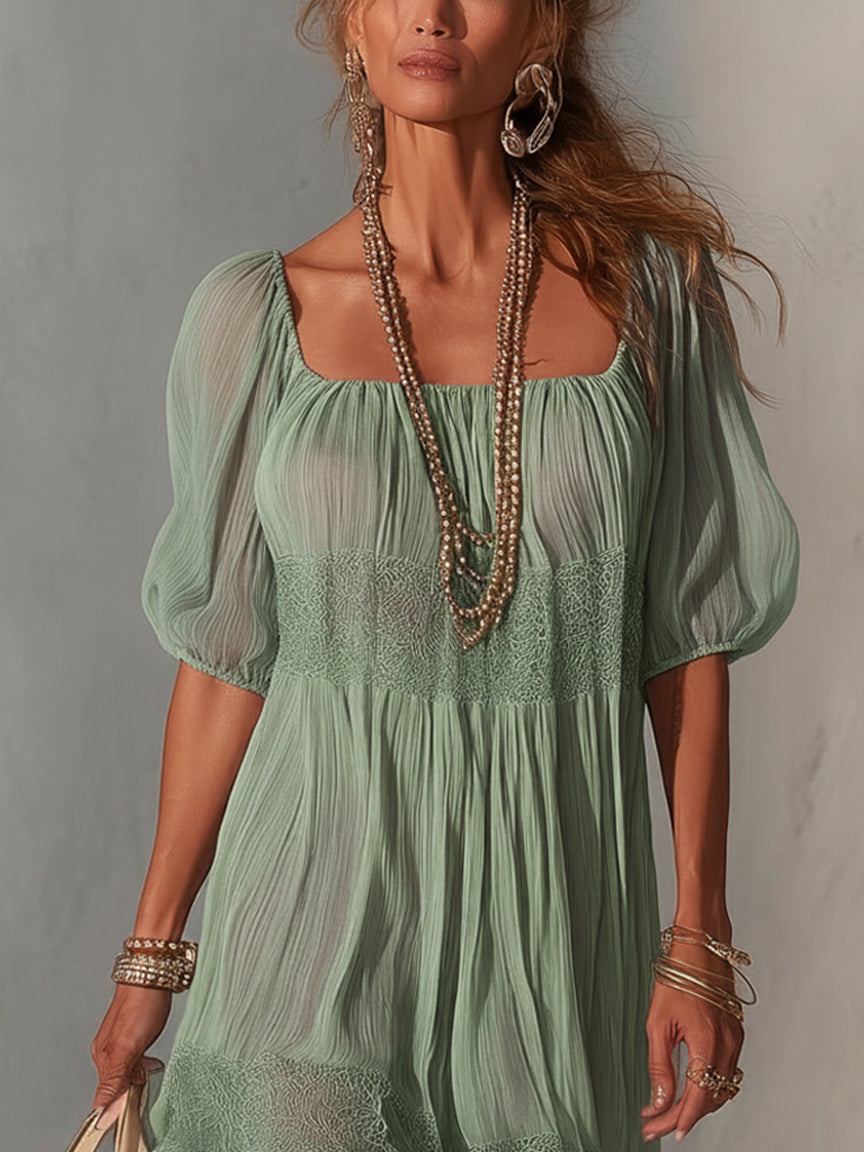 Lorena | Vestito midi blu in pizzo plissettato
