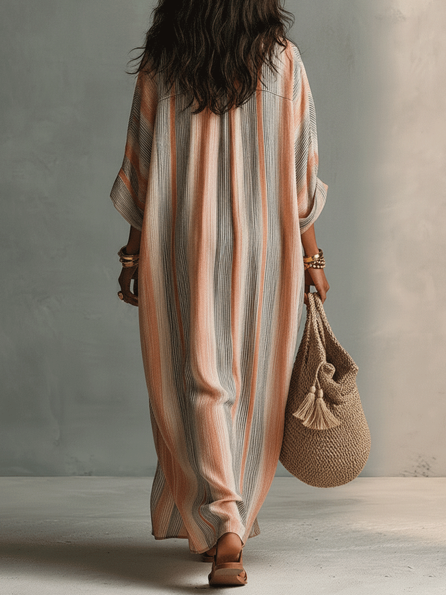 Lucia | Vestito lungo da spiaggia a righe, casual e ampio, con scollo a V