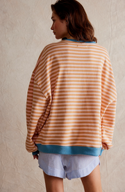 Dora | Suéter oversize de rayas con carácter