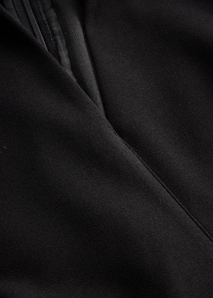 Naomi | Vestido negro refinado