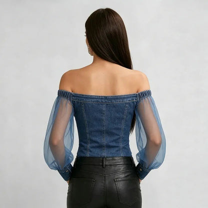 Top con spalle scoperte e maniche in rete denim