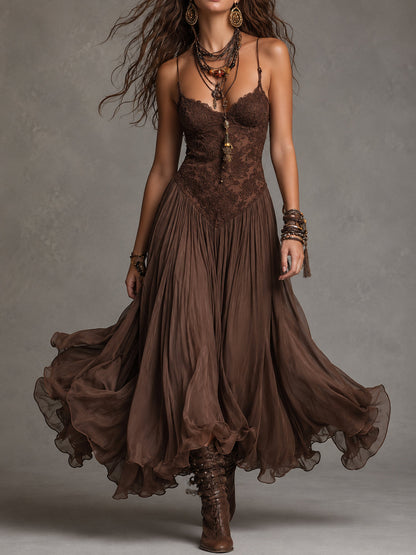 Ambra | Abito lungo in chiffon marrone scuro con pannelli in pizzo