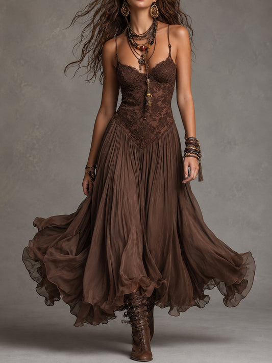 Ambra | Abito lungo in chiffon marrone scuro con pannelli in pizzo