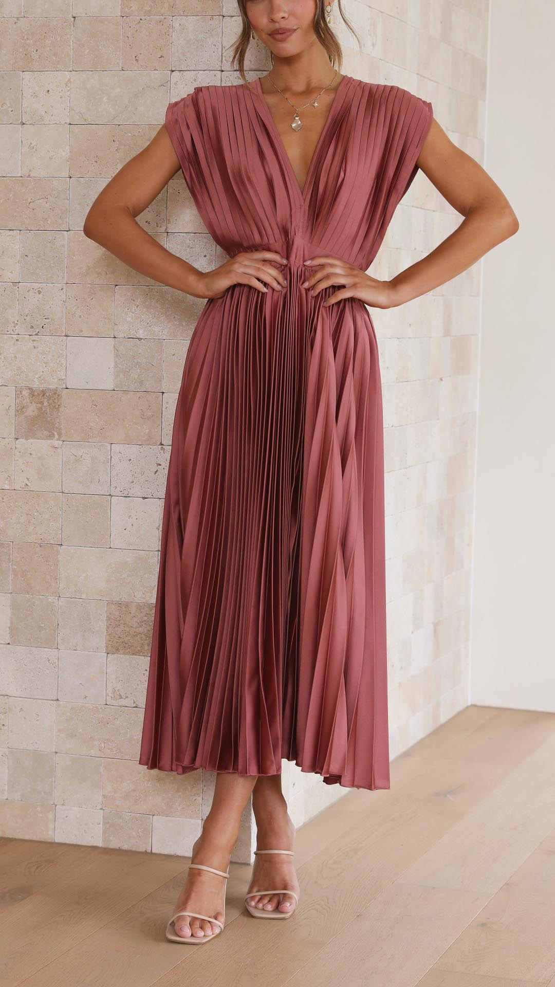 Violeta | Elegante vestido plisado
