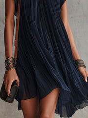 Tamara | Abito corto in chiffon plissé blu navy con ricami floreali