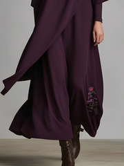 Melina | Vestido maxi púrpura con cuello alto y pliegues asimétricos