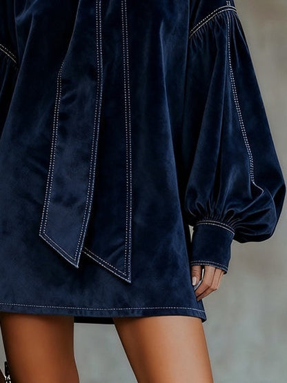 Trinidad ❘ Vestido mini de terciopelo con lazada