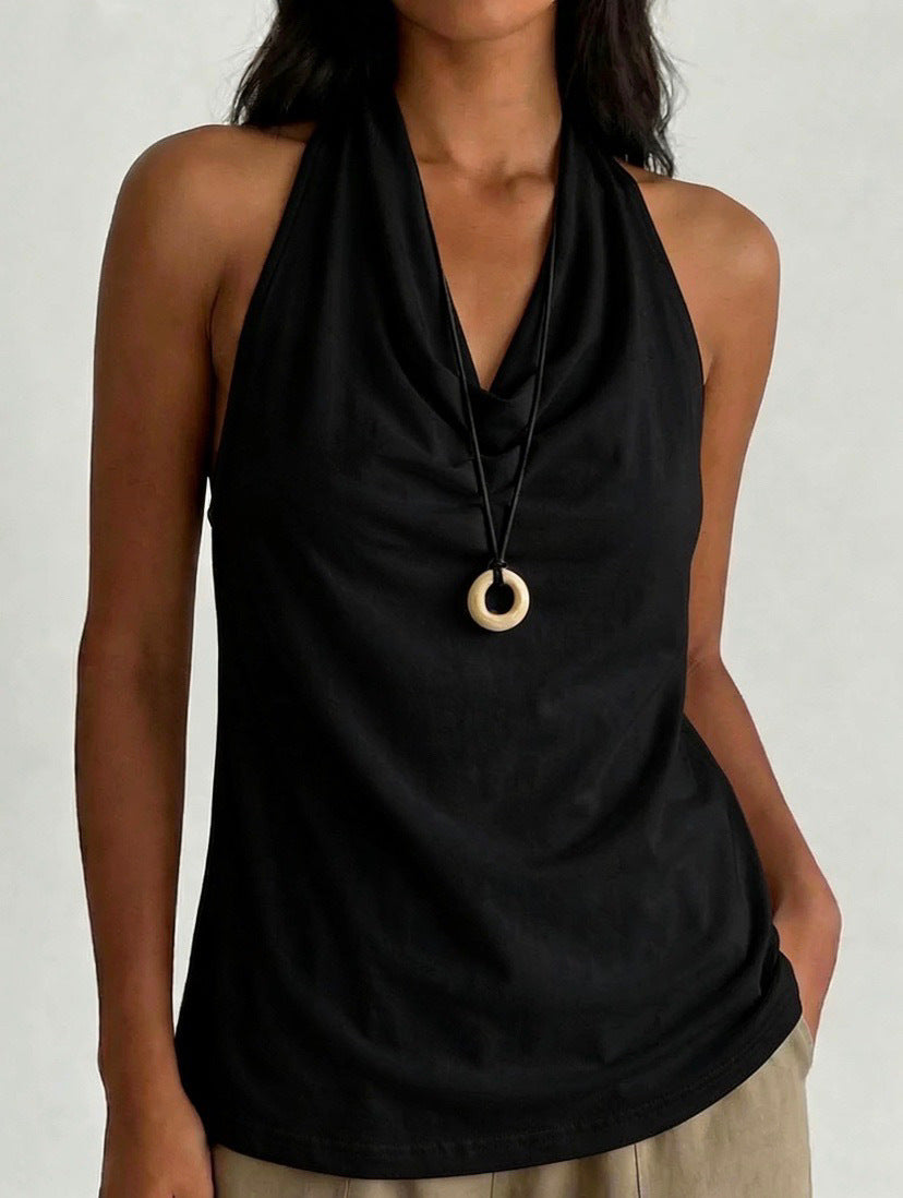 Top halter con scollo drappeggiato