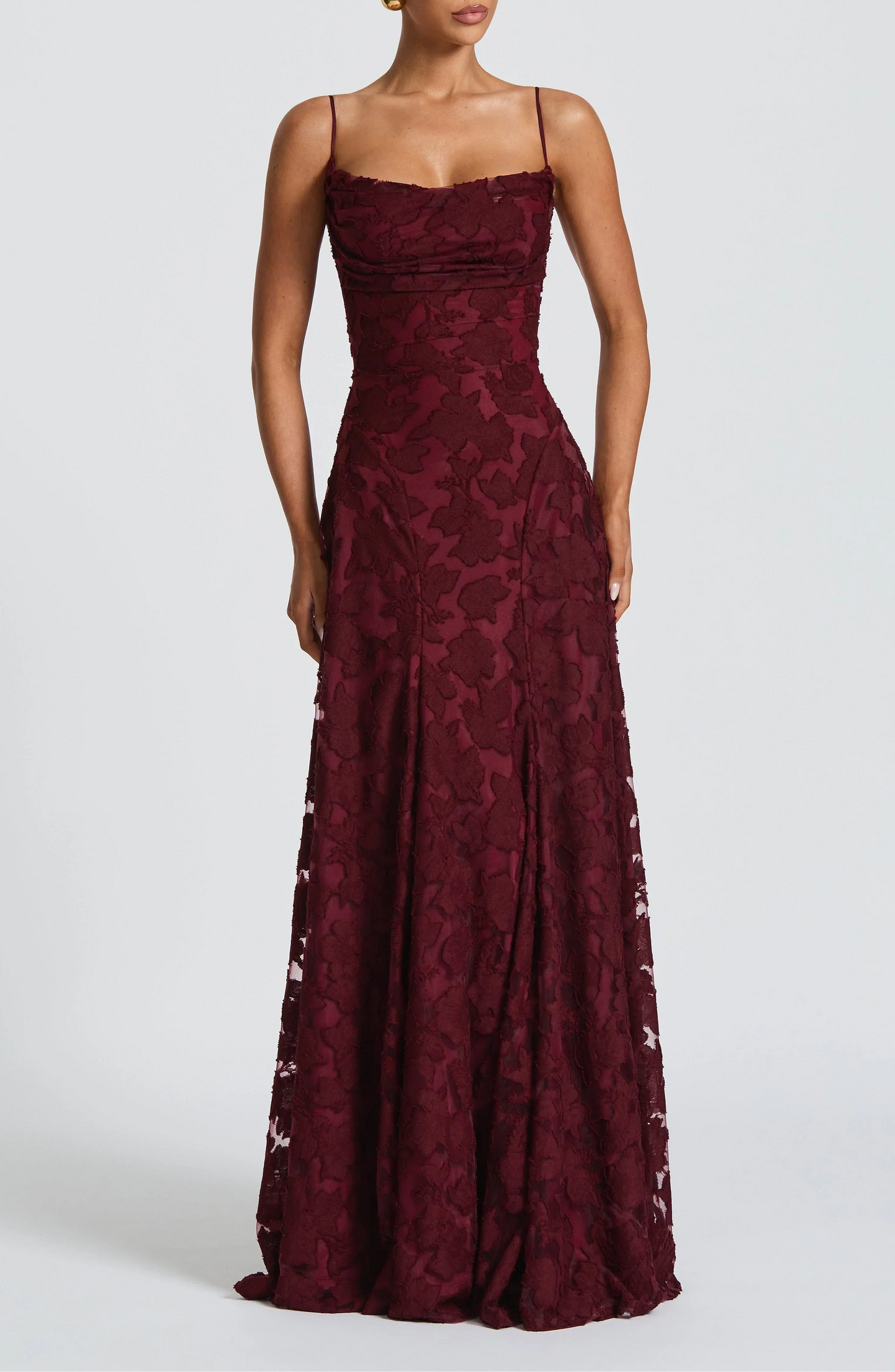 Rubí | Vestido largo elegante de encaje floral