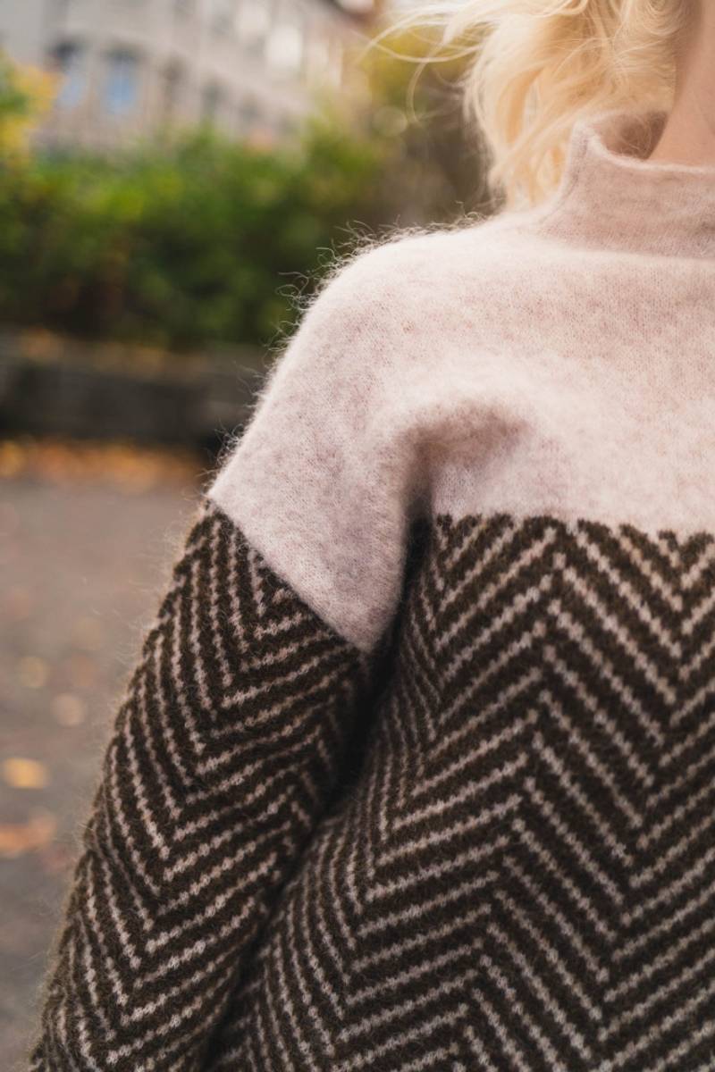 Filomena | Suéter de cuello alto con delicado tejido de lujo
